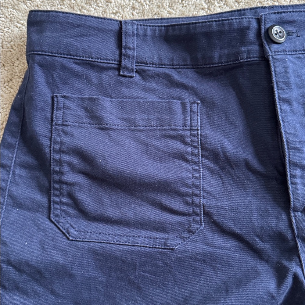 J. Crew | Patch-pocket Chino Short in Navy Blue | Size 10 - Picture 3 of 6